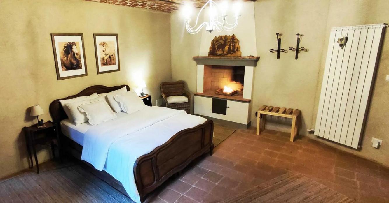 La Casa In Collina Bed & Breakfast Cinzano Exterior photo